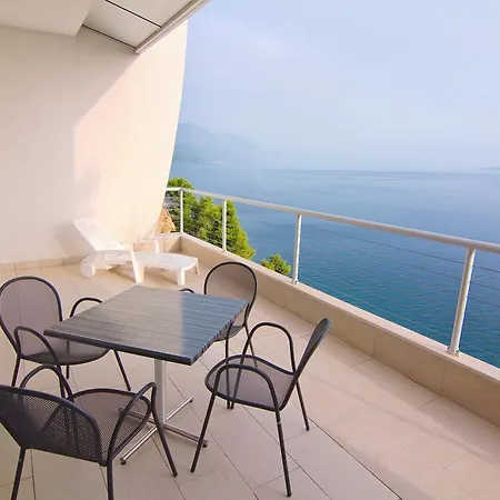Vela Sollis * Marusici (Split-Dalmatia)