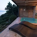 Vela Sollis Apartman