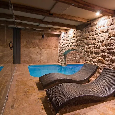 Apartment Vela Sollis *