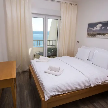 Vela Sollis Apartment