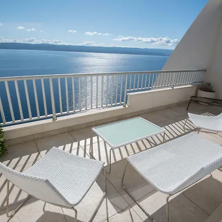 Vela Sollis Apartment *