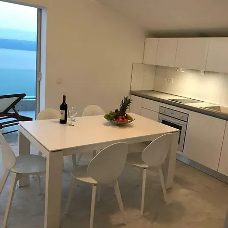 Apartment Vela Sollis *